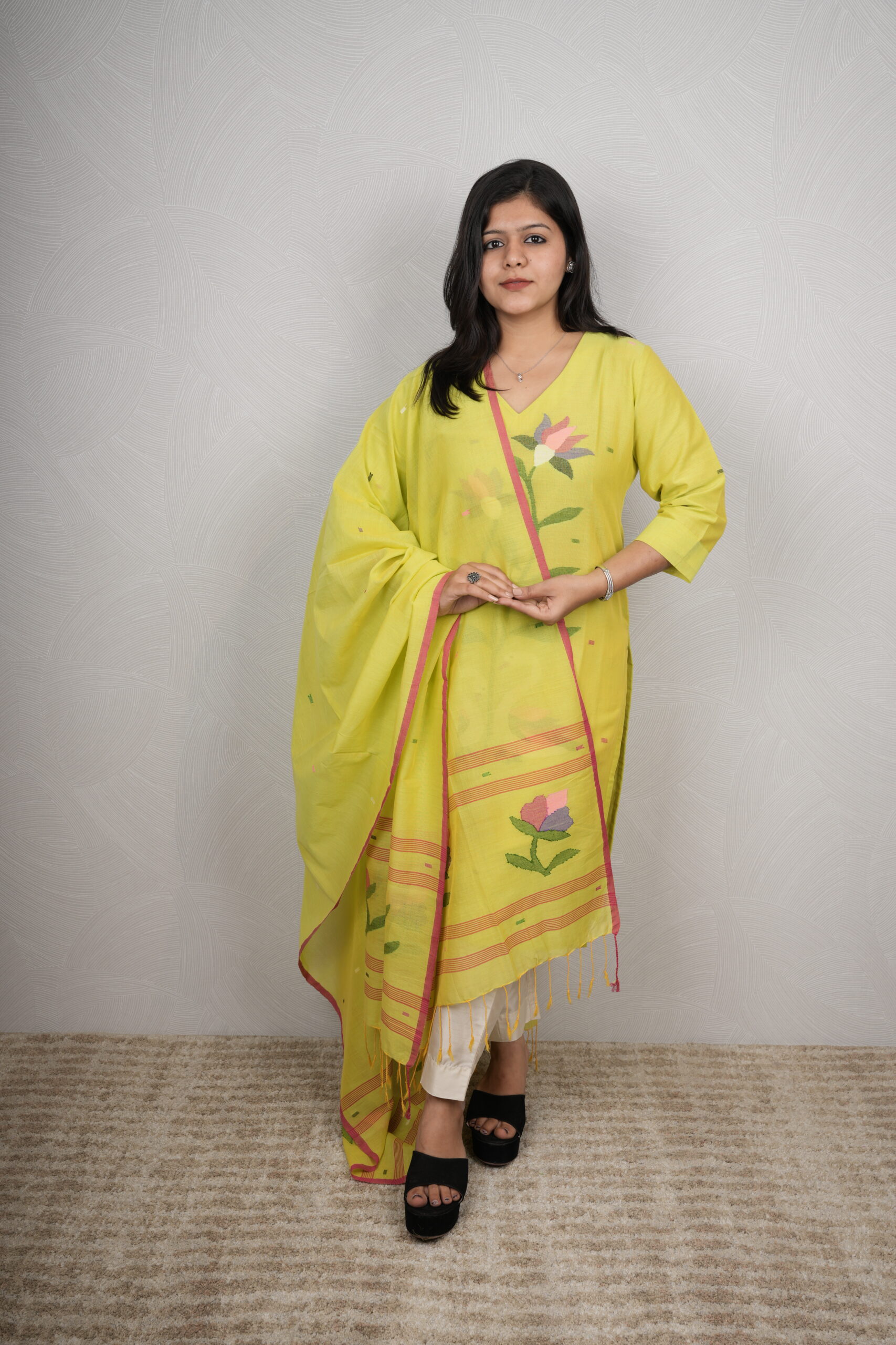 DSC03114 Floral Printed Straight Fit Kurta - Image 1